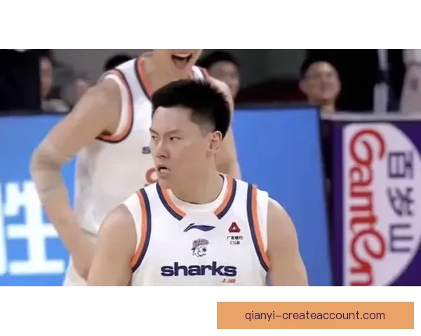 李弘权带领上海豪取十五连胜史密斯绝杀深圳连胜九场